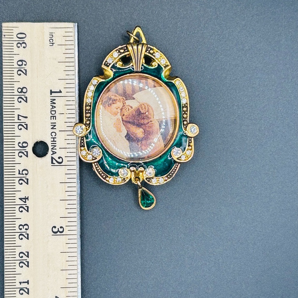 Lenox "Evening Prayer" Jeweled Pendant - Picture 15 of 16